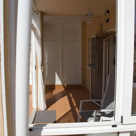 Huebsche Erdgeschosswohnung Mit Grossem Garten By Interhome Appartement
