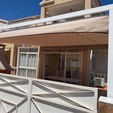 Huebsche Erdgeschosswohnung Mit Grossem Garten By Interhome Apartamento Torrevieja