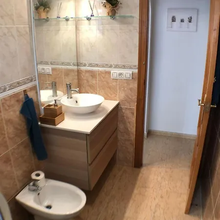Huebsche Erdgeschosswohnung Mit Grossem Garten By Interhome Appartement