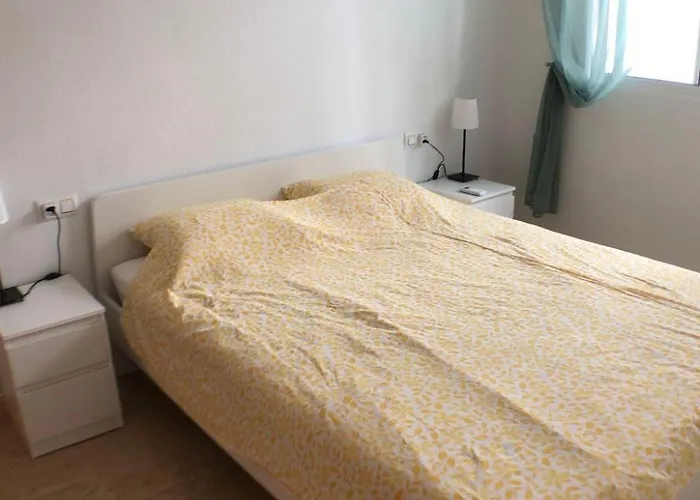 Apartamento Huebsche Erdgeschosswohnung Mit Grossem Garten By Interhome *